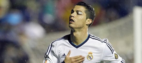 官方：拜仁中场帕利尼亚租借加盟热刺，含2500万欧买断条款