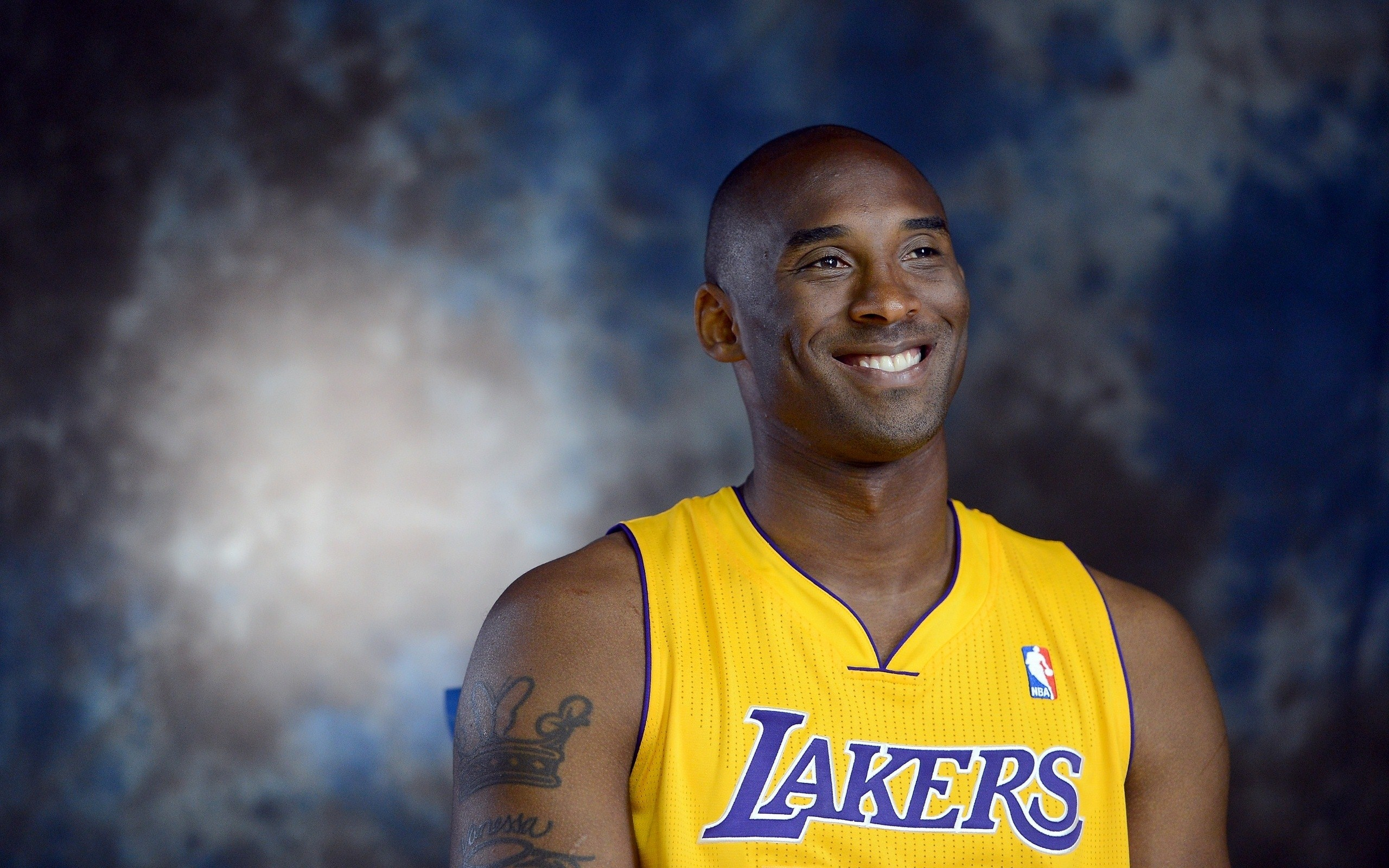 展现出强大 展现出强大